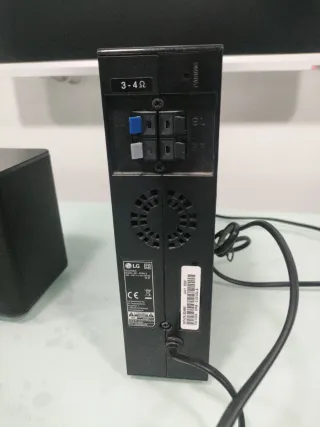 Altavoces Traseros LG SPK8 Negros