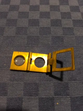 Contafili in ottone con custodia