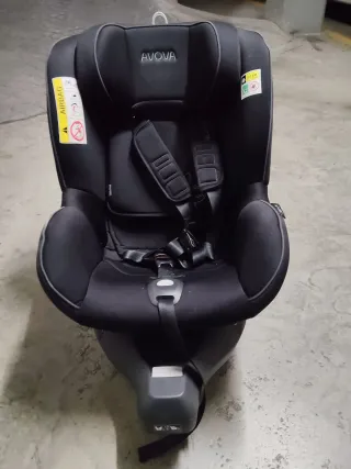 Silla de coche AVONA negra