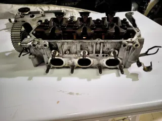 Culata delantera Mitsubishi Galant