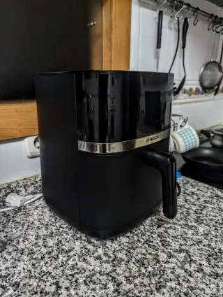 Freidora aire Bosch Serie 4 6.1L Totalmente Nueva