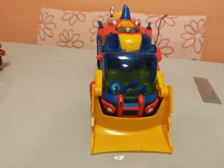 Camión Superthings Rescue Truck