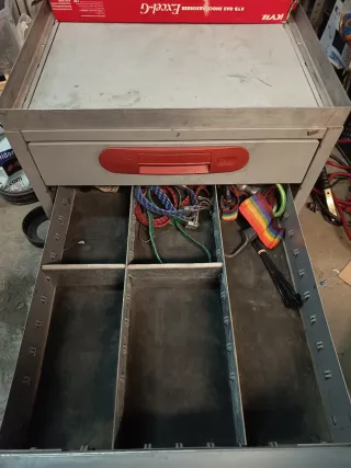 Cajonera Taller / Camper