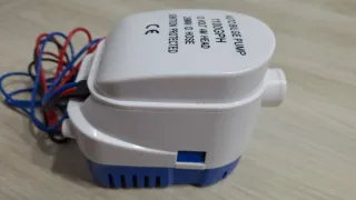 Bomba achique 12V 1100GPH