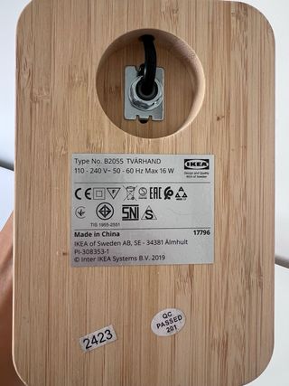 Lámpara de mesa Ikea TVÄRHAND