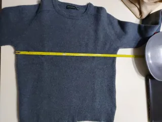 Jersey de lana azul gris encogido