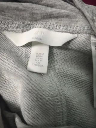 Pantalones premamá negros y grises