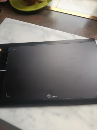 Tarjeta de Dibujo Gráfico UGEE Negra