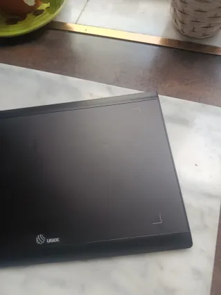 Tarjeta de Dibujo Gráfico UGEE Negra