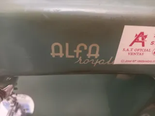 Máquina de coser Alfa Royale
