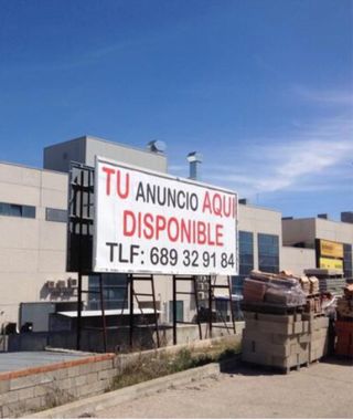 Valla Publicitaria 8x3 Doble