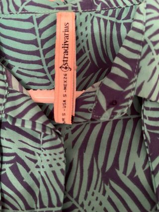 Blusa Stradivarius Hojas Talla S