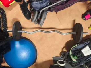 Banco Press de banca Domyos + Barra + 100kg Discos