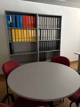 Conjunto de muebles de oficina