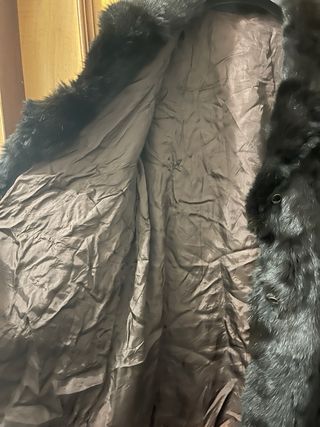 Cappotto in pelliccia nero