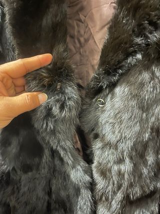 Cappotto in pelliccia nero