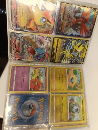 Álbum de cartas Pokémon Next Destinies
