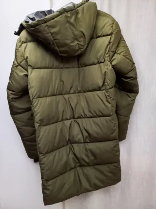 Chaqueta Pull&Bear verde acolchada