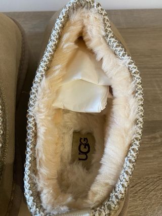 Pantuflas UGG Beige Nuevas