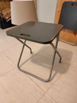 Taburete/mesita plegable