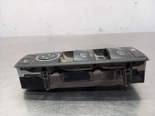 MANDO ELEVALUNAS DELANTERO IZQUIERDO MERCEDES-BEN