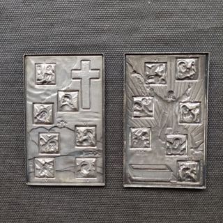 Lote de objetos religiosos