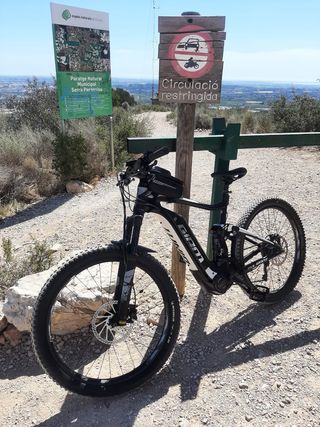 Bicicleta Giant Full e+ electrica