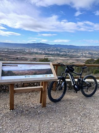 Bicicleta Giant Full e+ electrica