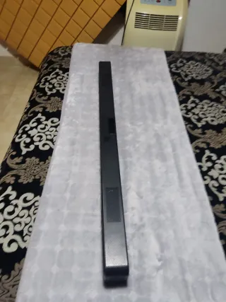 Barra de Sonido LG Negra,modelo 2022 y viene solo