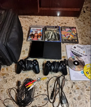Consola PlayStation 2 Slim Negra + Juegos