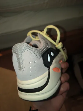 Adidas Yeezy Boost 700 Zapatillas