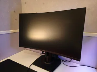 Monitor Curvo ASUS TUF Gaming 27 165Hz
