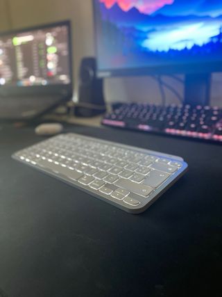 Teclado Inalámbrico Bluetooth Logitech MXKeys Mini