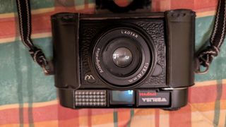 Cámara analógica Werlisa Greedos