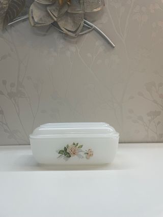 Mantequillera  con tapa Arcopal con Rosas