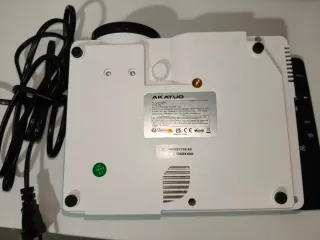 Proyector Portátil AKATUO XR31 WiFi Full HD