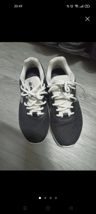 Zapatillas Nike Negras y Blancas