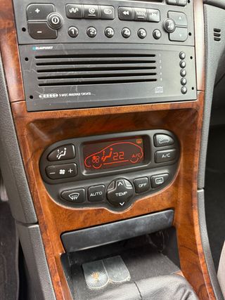 Peugeot 307 5p XT 1.6 gasolina etiqueta B