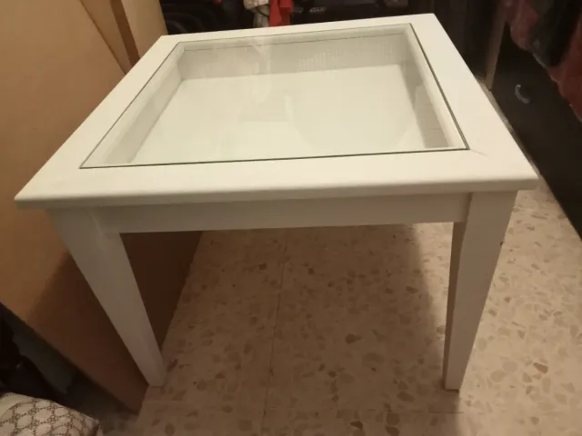 Mesa auxiliar cristal y madera