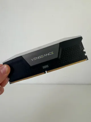 16 RAM DDR5 LEER!!! Corsair Vengeance