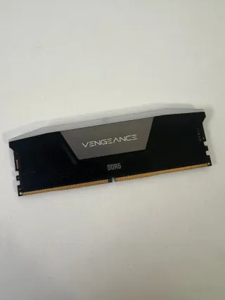16 RAM DDR5 LEER!!! Corsair Vengeance