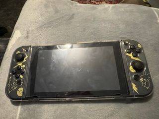 Nintendo Switch Pikachu Edition