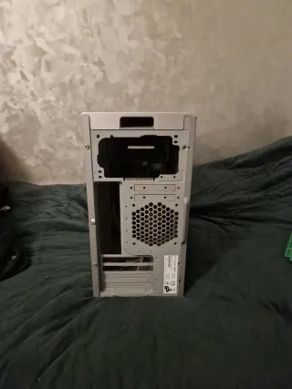 Caja Torre HP Pavilion