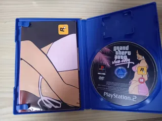 Consola PlayStation 2 Negra + Juego PES 6