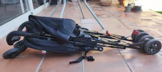 Silla de paseo Maclaren negra