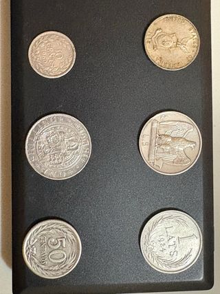 Monedas de plata antiguas diferentes paises
