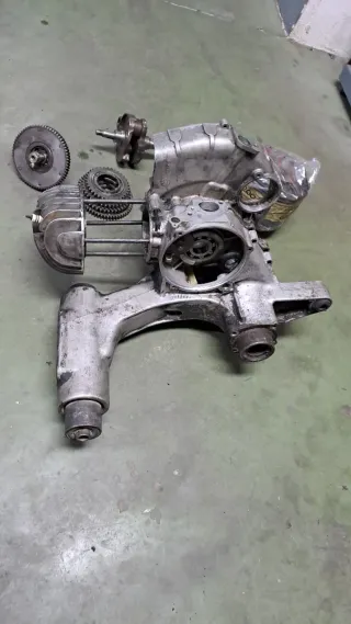 Motor Vespa Cosa 200 - Codigo VSR1M