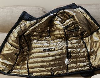 Chaqueta Columbia Omni Heat Infinity Negra Dorada