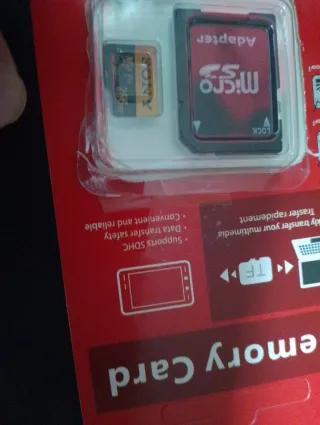 4 Pendrives USB PNY Y una micro SD