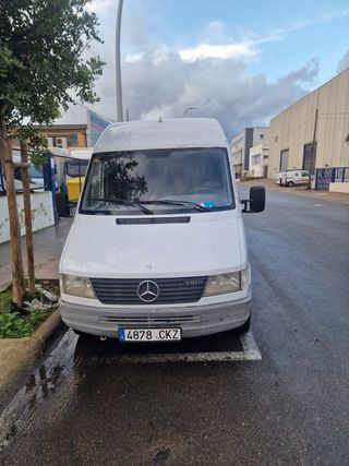 Mercedes-Benz 308 1999